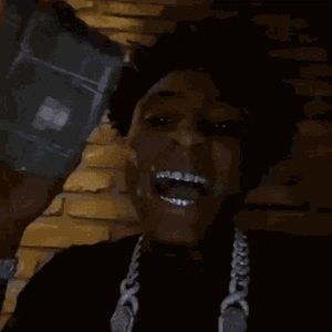 Meet your Posher, Devontae